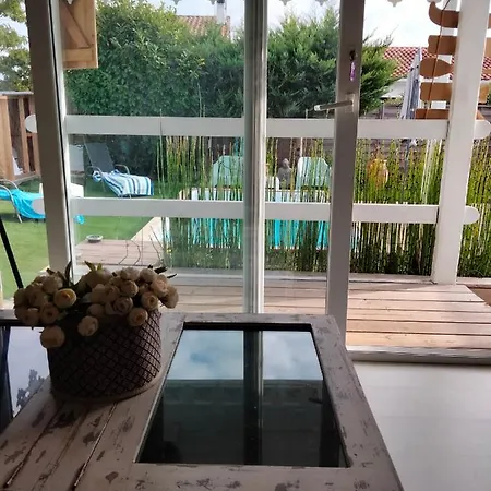 Hébergement de vacances La Cabane Et Sa Cascade
