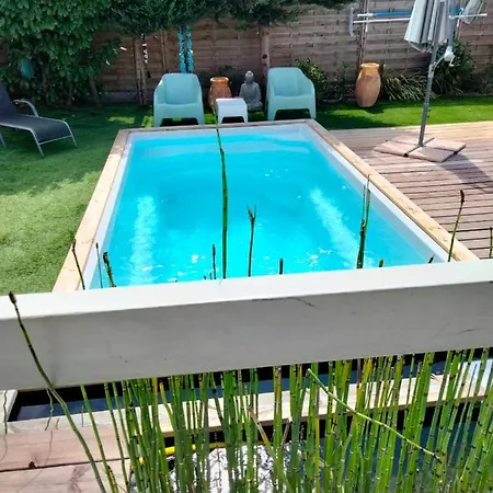 Hébergement de vacances La Cabane Et Sa Cascade *